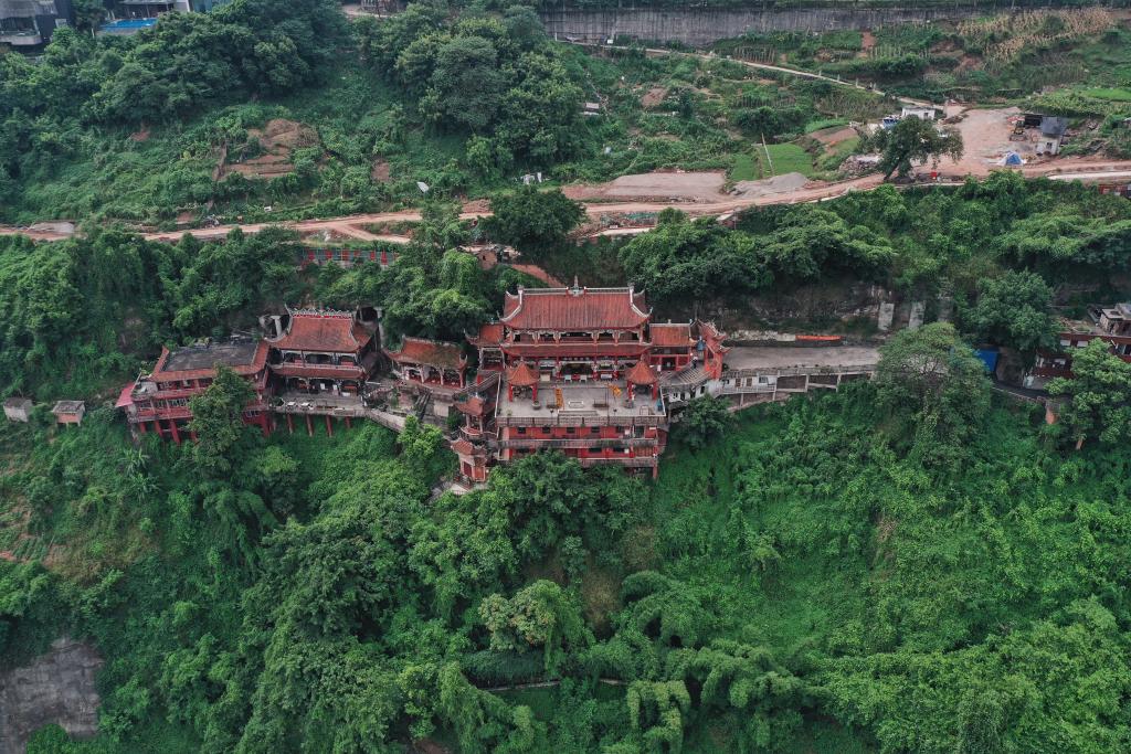 重庆沙坪坝平顶山公园 龙泉洞道观