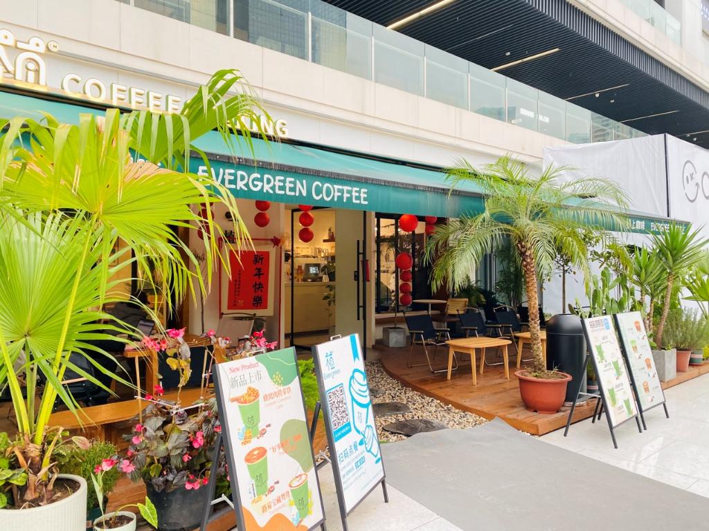 咖啡店位于位于三洞桥park二层3号。刘成梦 摄