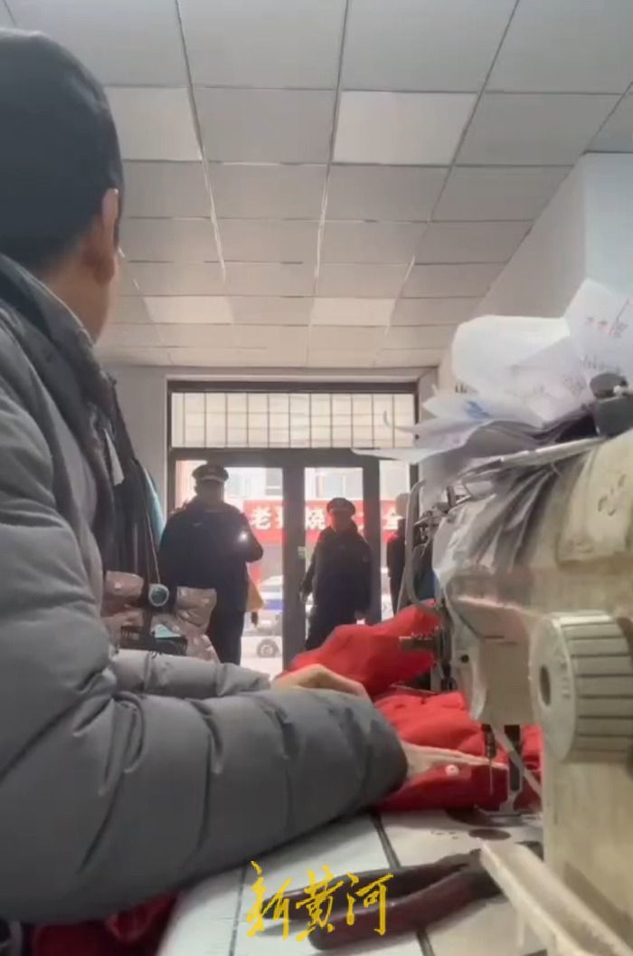河北邢台城管执法被骂“牲口”背后：有商户称遭遇选择性执法，城管回应质疑1