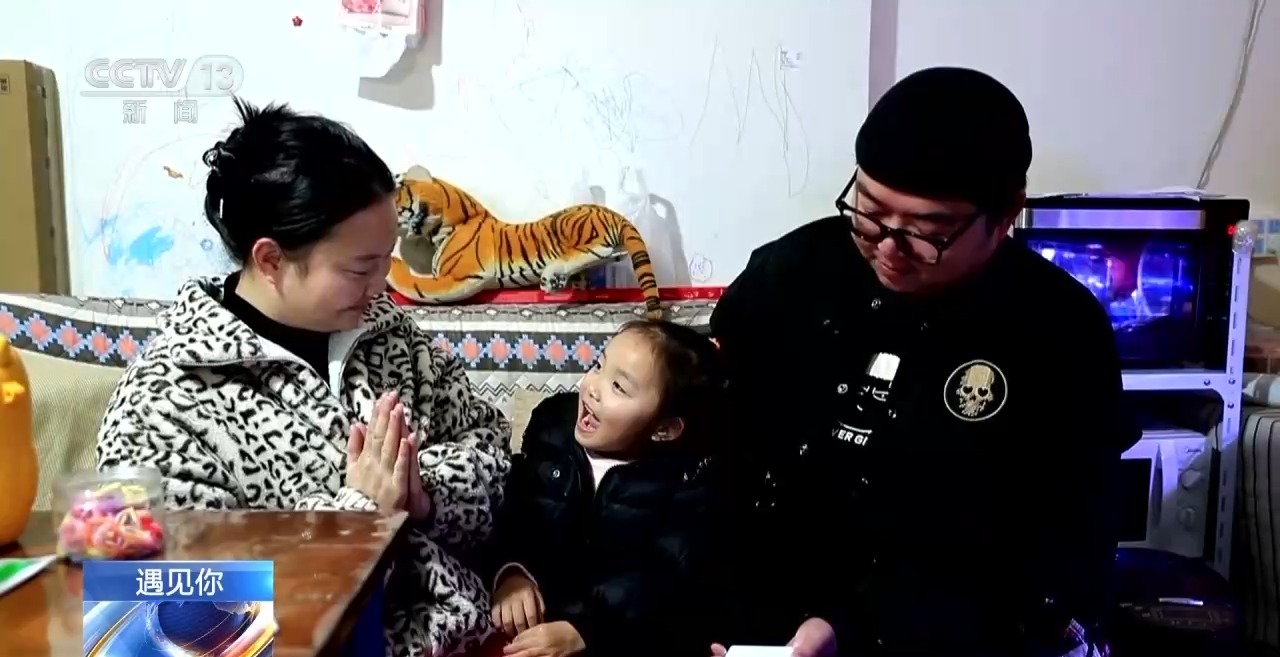 无声却有爱！ 听障夫妻经营小吃摊 为让女儿听到这个世界7