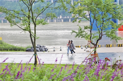 风景如画的相国寺滨江公园。记者 曹检 摄