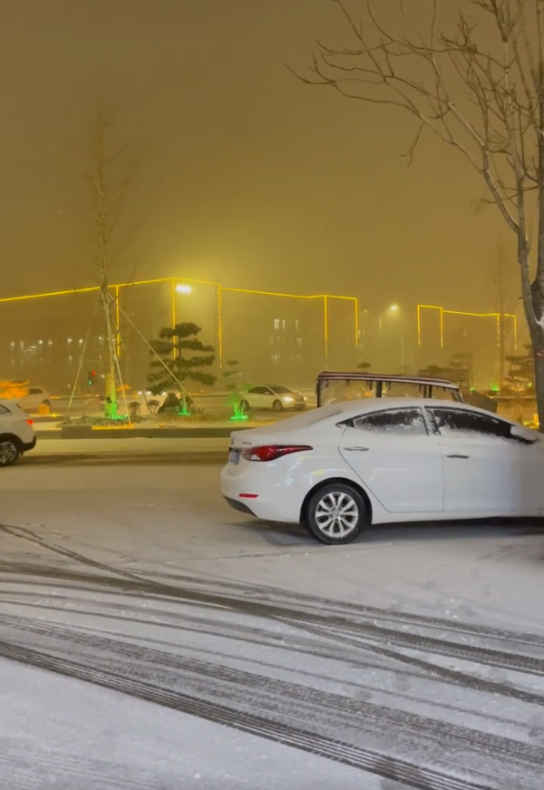 三预警齐发！暴雪来袭！这一省份局地降雪或突破历史极值，多地景区关闭6