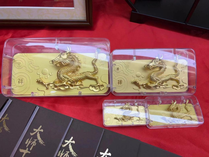 金光闪闪！排队两小时，有老板忙到没空吃饭，春节你买黄金了吗？5
