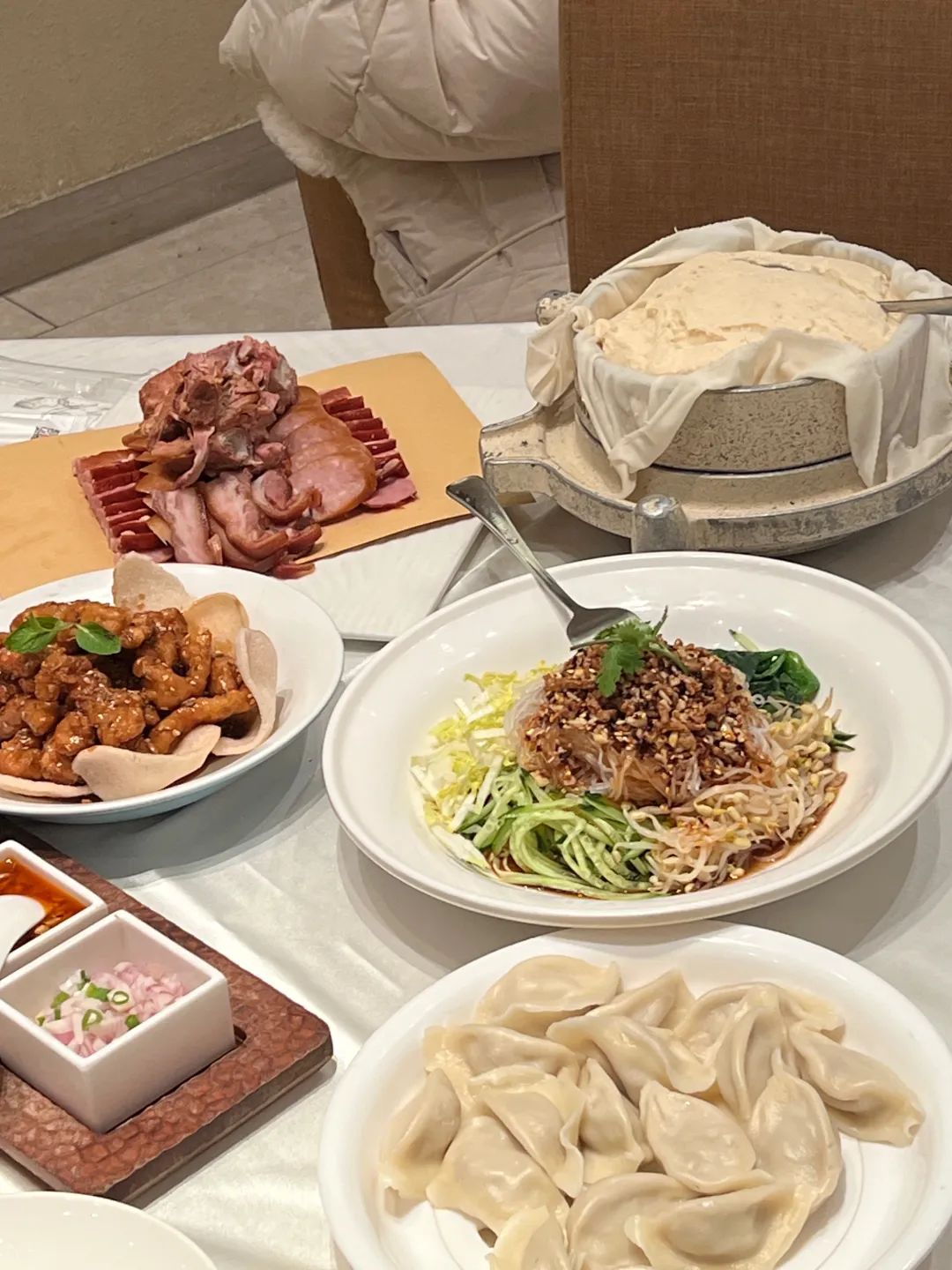 长沙女孩跑到哈尔滨过年：搓澡是新年仪式，东北菜和东北人一样火热8