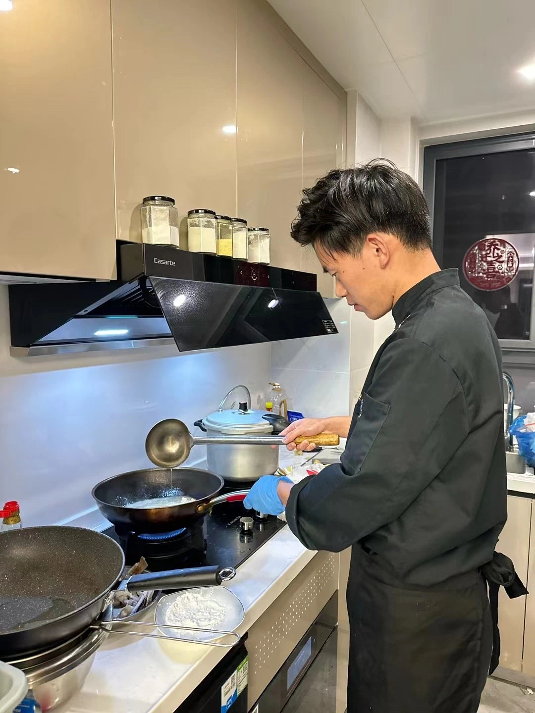 订单爆满，排到3月份！26岁小伙转行做私厨，最高月入5万+6