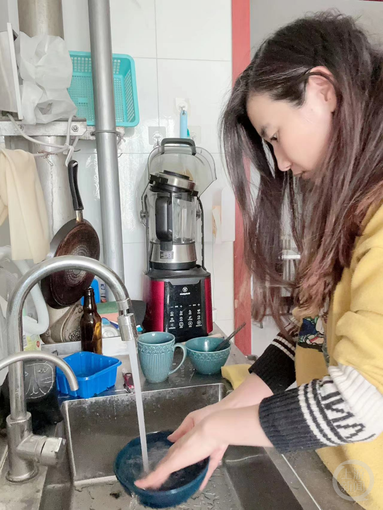 北京一女子春节期间兼职当“铲屎官”，上门喂宠物150次收入1.5万元2