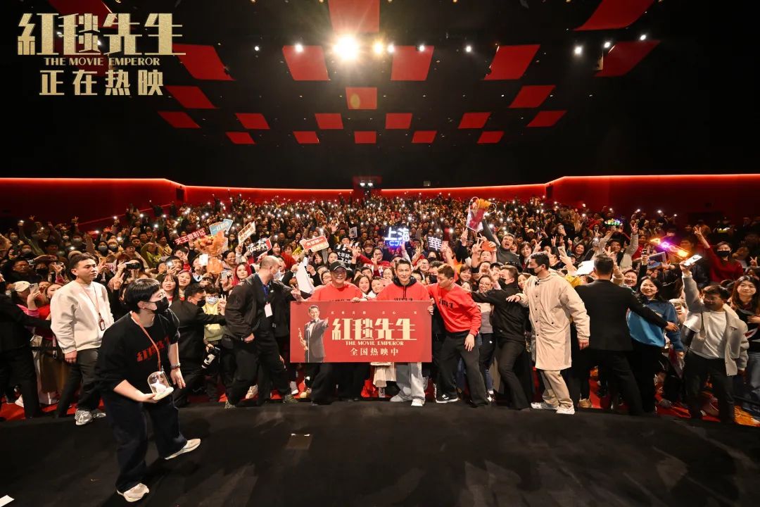 热搜第一！“我也退出春节档了”12