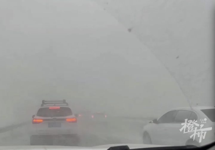 两万多游客暴风雪滞留甘肃瓜州！5万人小县倾城倾心接待，送别前官方还真诚致歉：招待不周，请多包涵……1