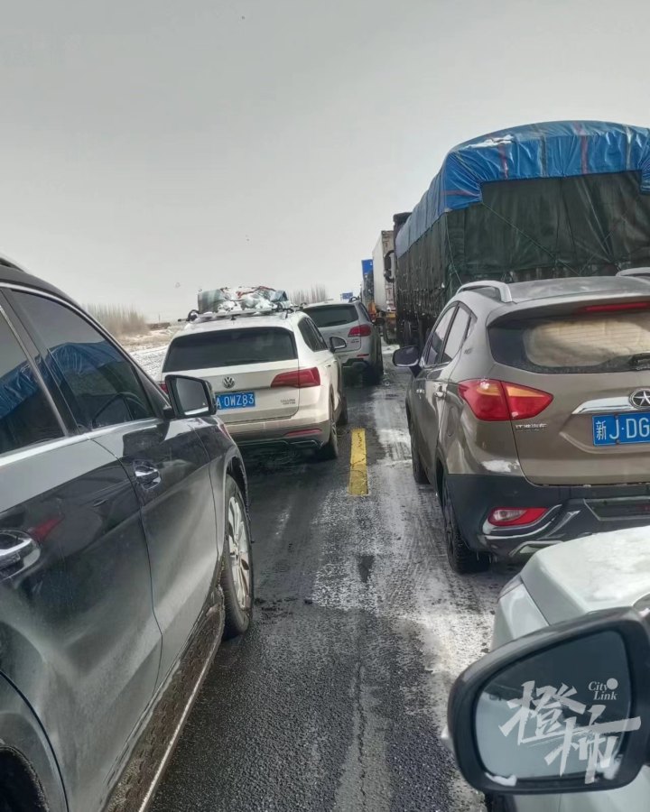 两万多游客暴风雪滞留甘肃瓜州！5万人小县倾城倾心接待，送别前官方还真诚致歉：招待不周，请多包涵……5