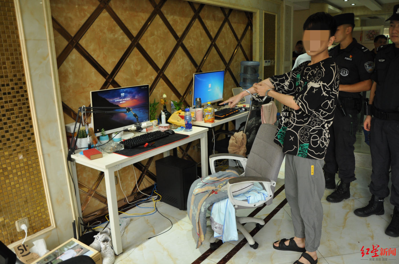 90后护士辞职做女主播：结识男友开网上赌场牟利，招揽姐妹花当客服 均被判刑4