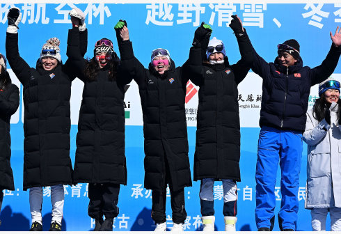 “十四冬”冬季两项公开组女子4×6公里接力：辽宁队获冠军2