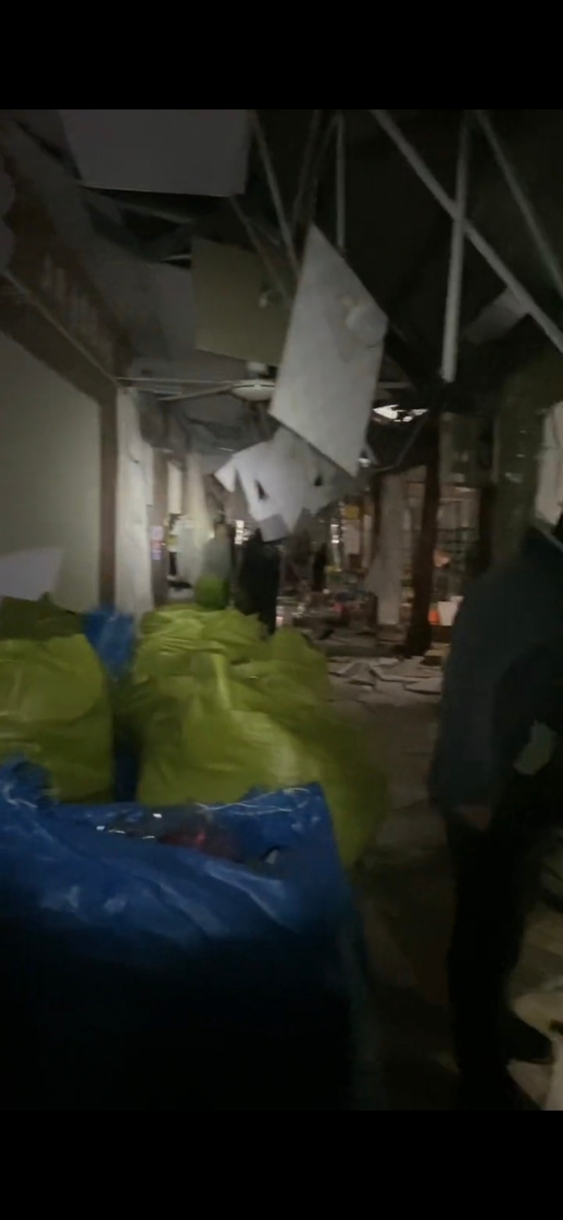 河南夏邑县义乌商贸城发生部分坍塌，未造成人员伤亡