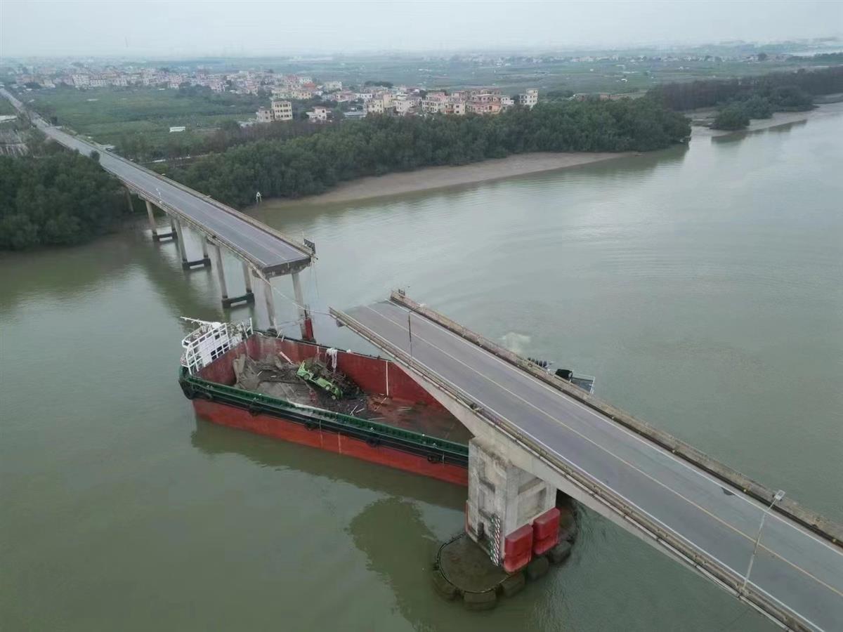 广州南沙撞桥事故背后：船舶“挂靠”交钱就行，引发的法律纠纷不断1