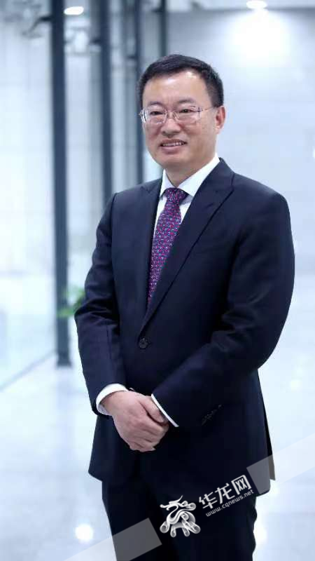 第十四届全国人大代表、重庆市律师协会常务副会长陈友坤。华龙网记者 陈洋 摄