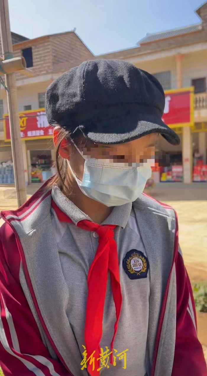 云南3岁女童被枪打伤后，与23颗弹片“共生”8年1