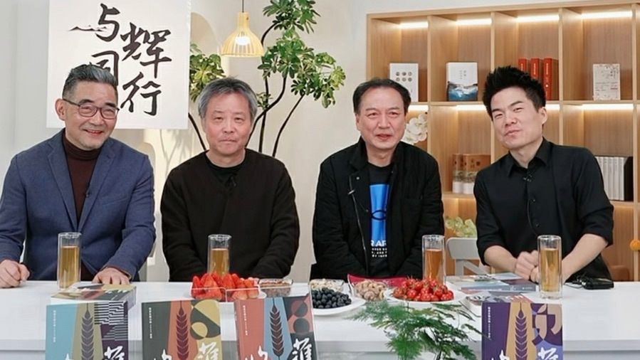 150分钟销售超1240万元，余华苏童助阵，董宇辉直播间能成超级书店吗1