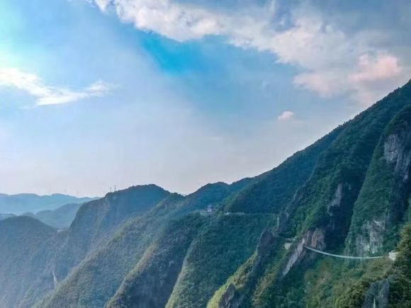 重庆新增一家5A级旅游景区：涪陵武陵山大裂谷