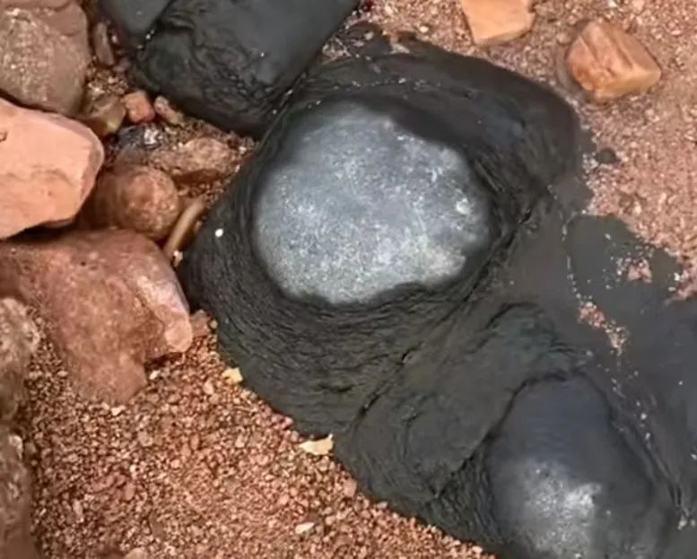 青岛海边大量火山蛋，里面藏着钻石？有人提着锤子去了……专家发声6