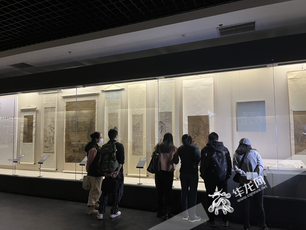 古人的生活什么样？三峡博物馆展出60件绘画为你开启“时空大门”