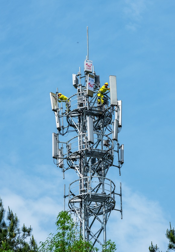 移动5G信号塔。重庆移动供图   华龙网发