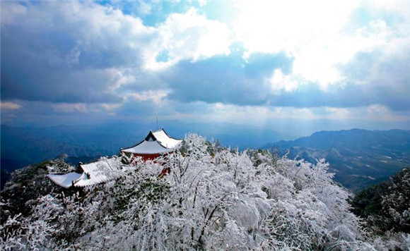 石柱冷水国际滑雪场 给你冬日速度与激情