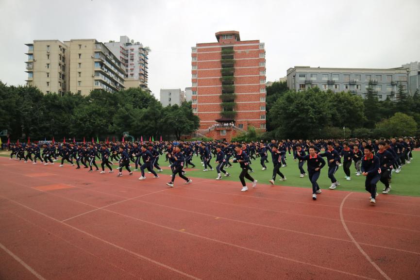 现场直击准备好了吗求精中学第五十七届田径运动会精彩来袭