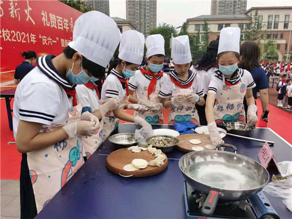 劳动技能大赛 学校供图 华龙网发