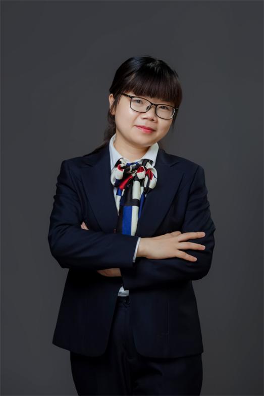 李辉素形象照