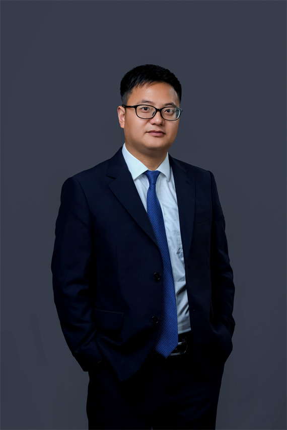 杨鹏形象照