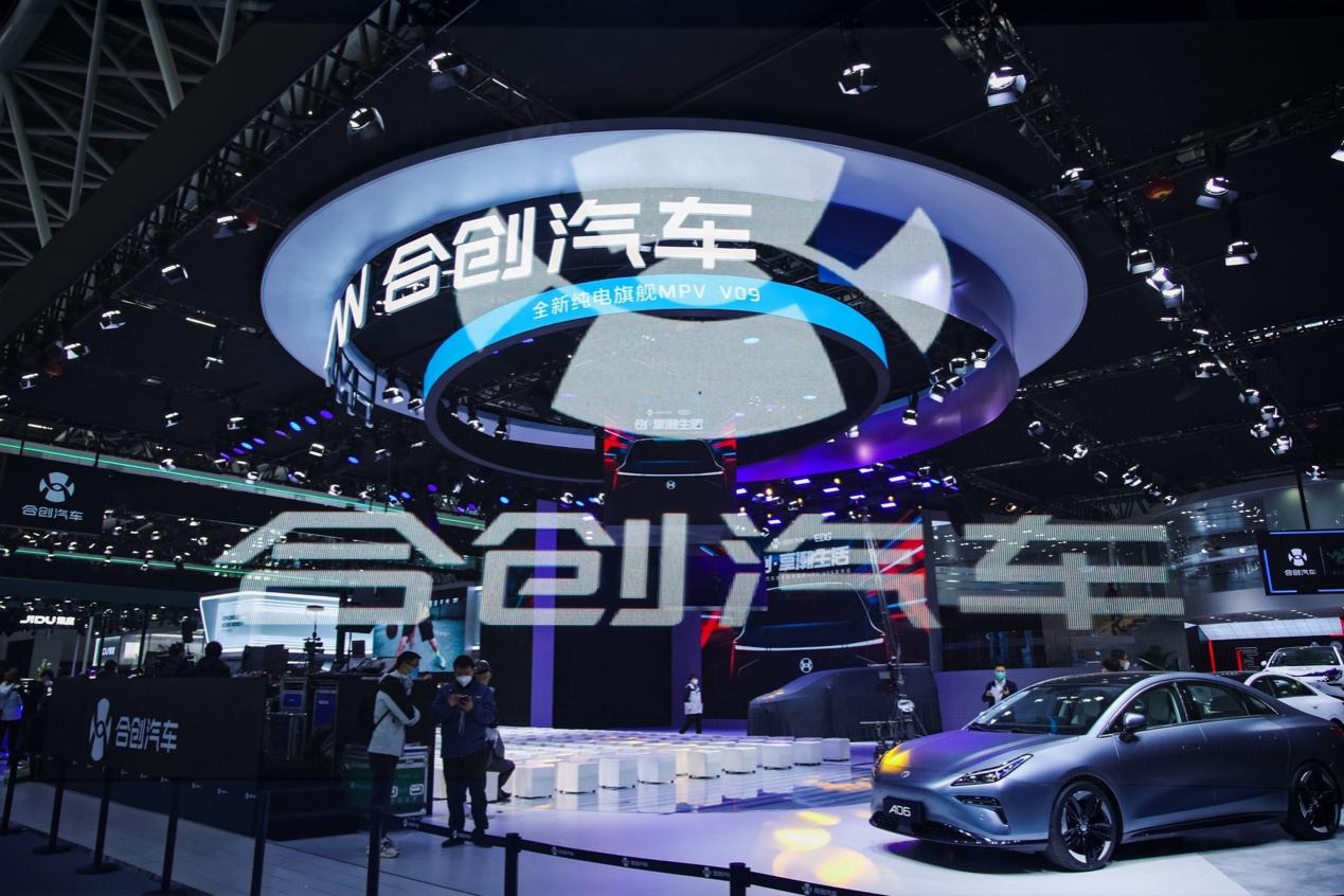 图片包含 路, 汽车, 建筑, 标志
描述已自动生成