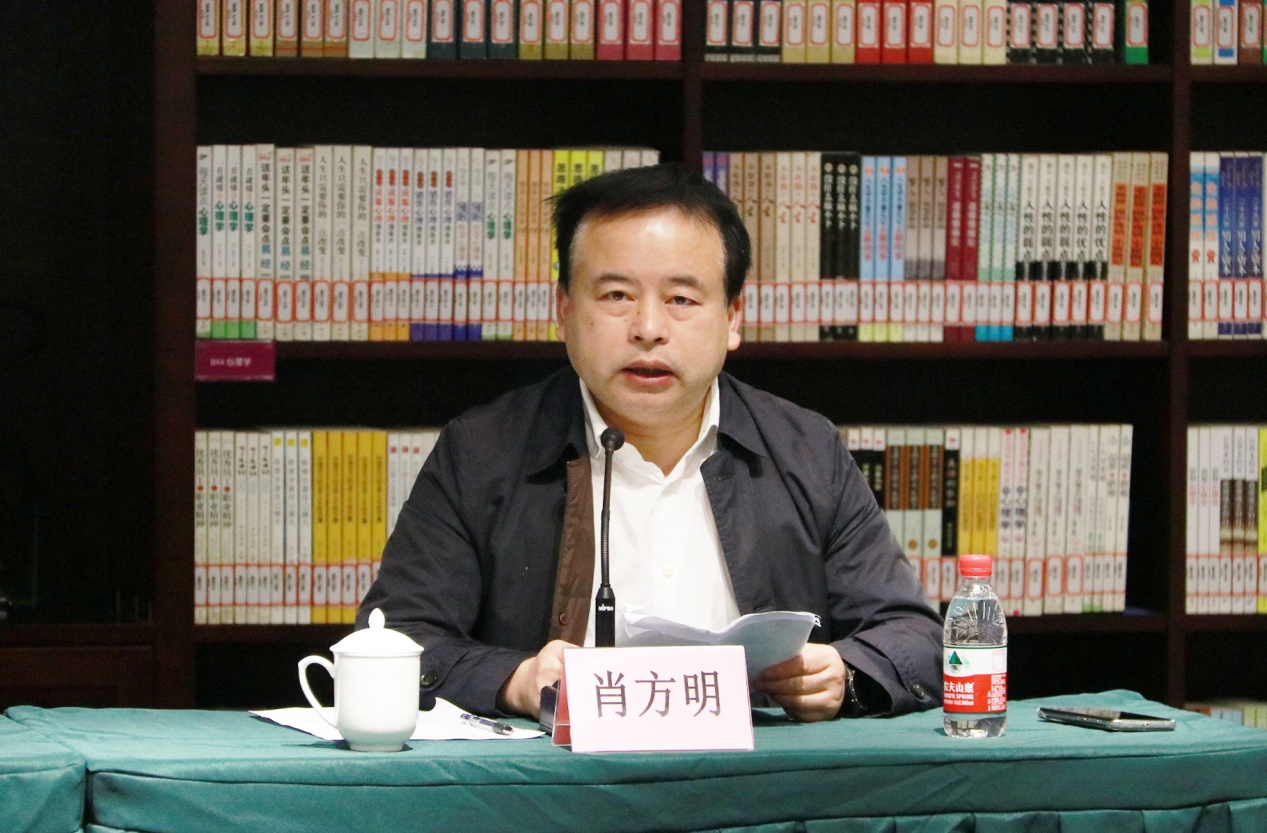 渝中区委教育工委书记,区教委主任肖方明致辞  刘宇摄渝中区委教育