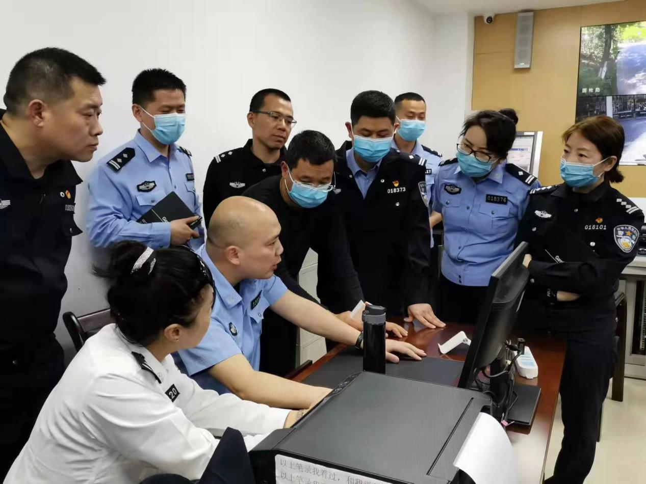 6d75b69d8814266ef3b64964b6b5d8f5_