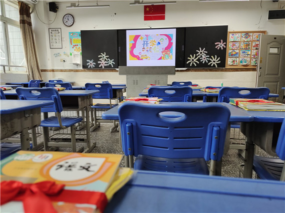 观音桥小学"萌新"驾到 再添"新活力"-国内新闻-华龙网