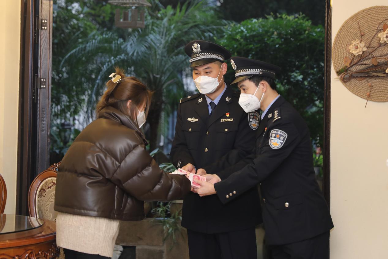 43f1a05f7e8d841762e5b6ff42646bd