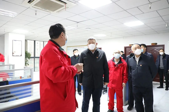 合川区领导带队检查春节期间安全生产工作