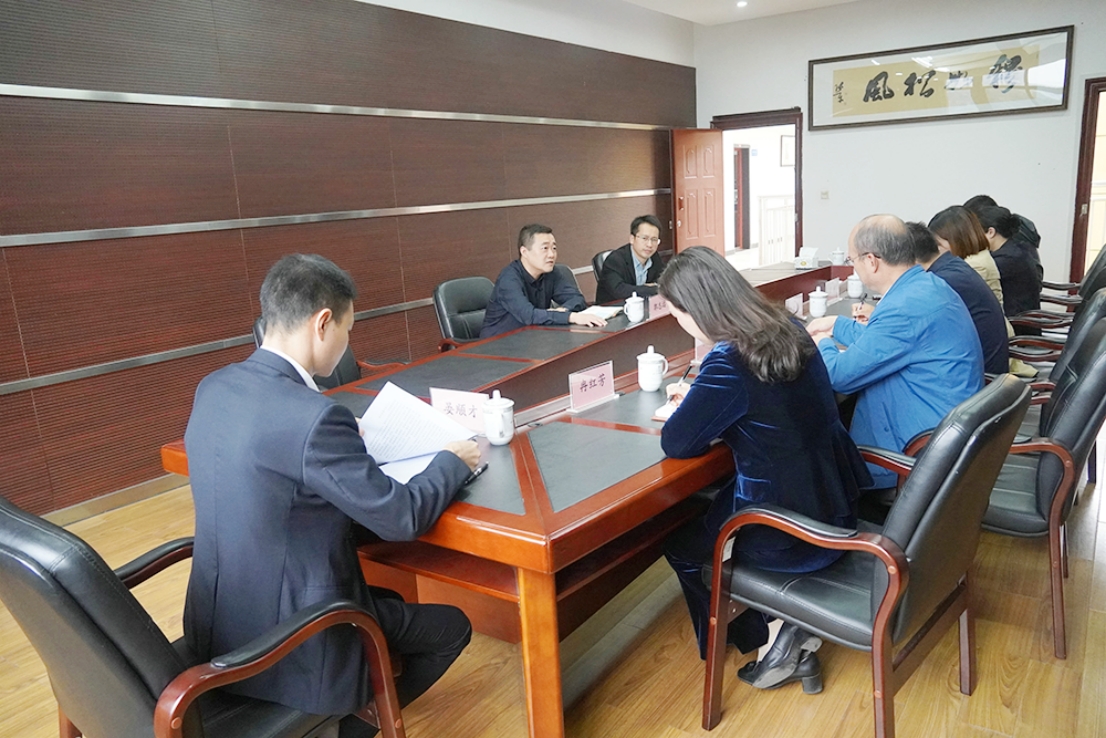 渝北区委宣传部副部长郭志远到重庆市松树桥中学开展思政建设调研工作