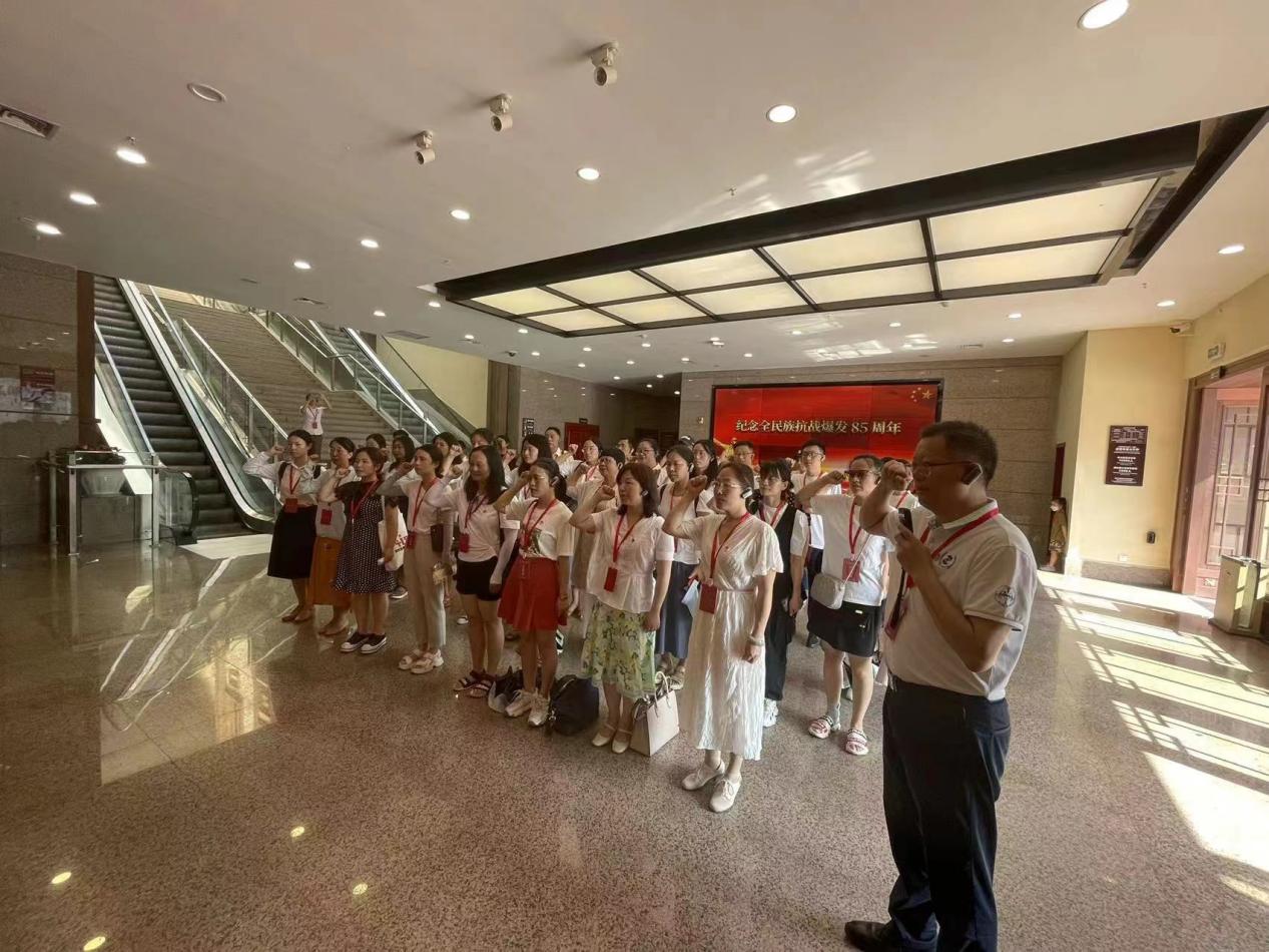 10-重庆医科大学师生到红岩联线等红色教育基地开展主题党日活动