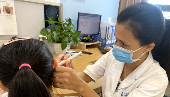 重庆仁品耳鼻喉医院专家揭示：这些行动可能导致鼓膜穿孔