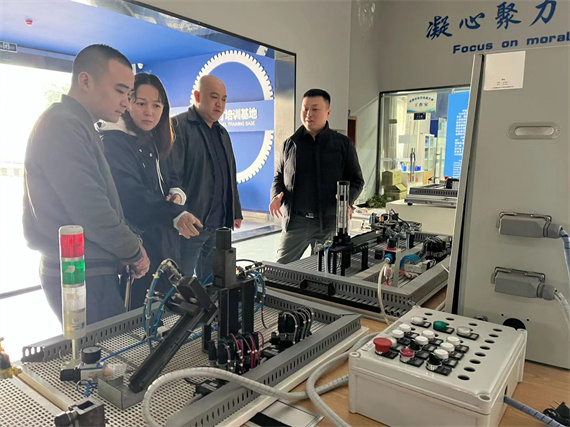 1787f1b6ce85609c1a21595fb435540