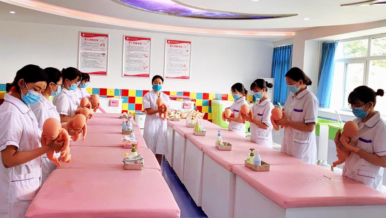 行业专家进课堂