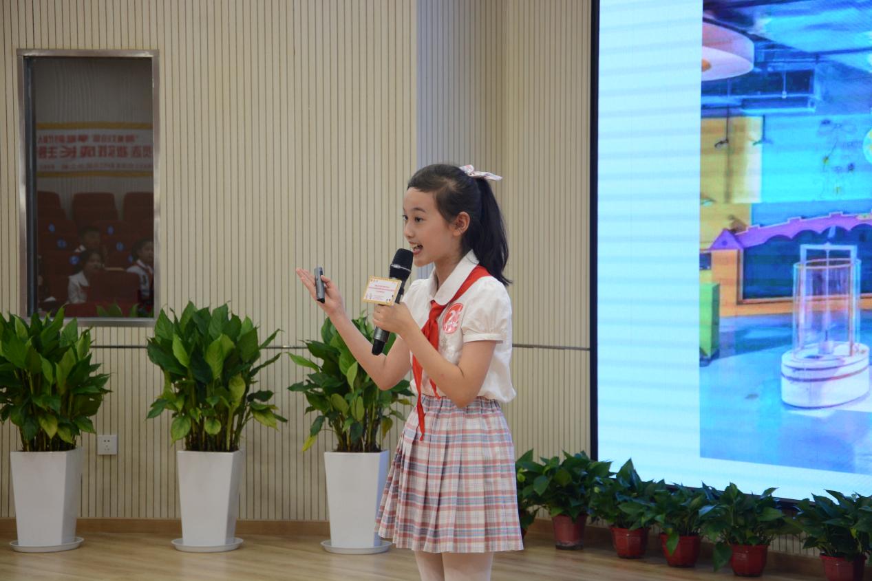 小小志愿者讲解