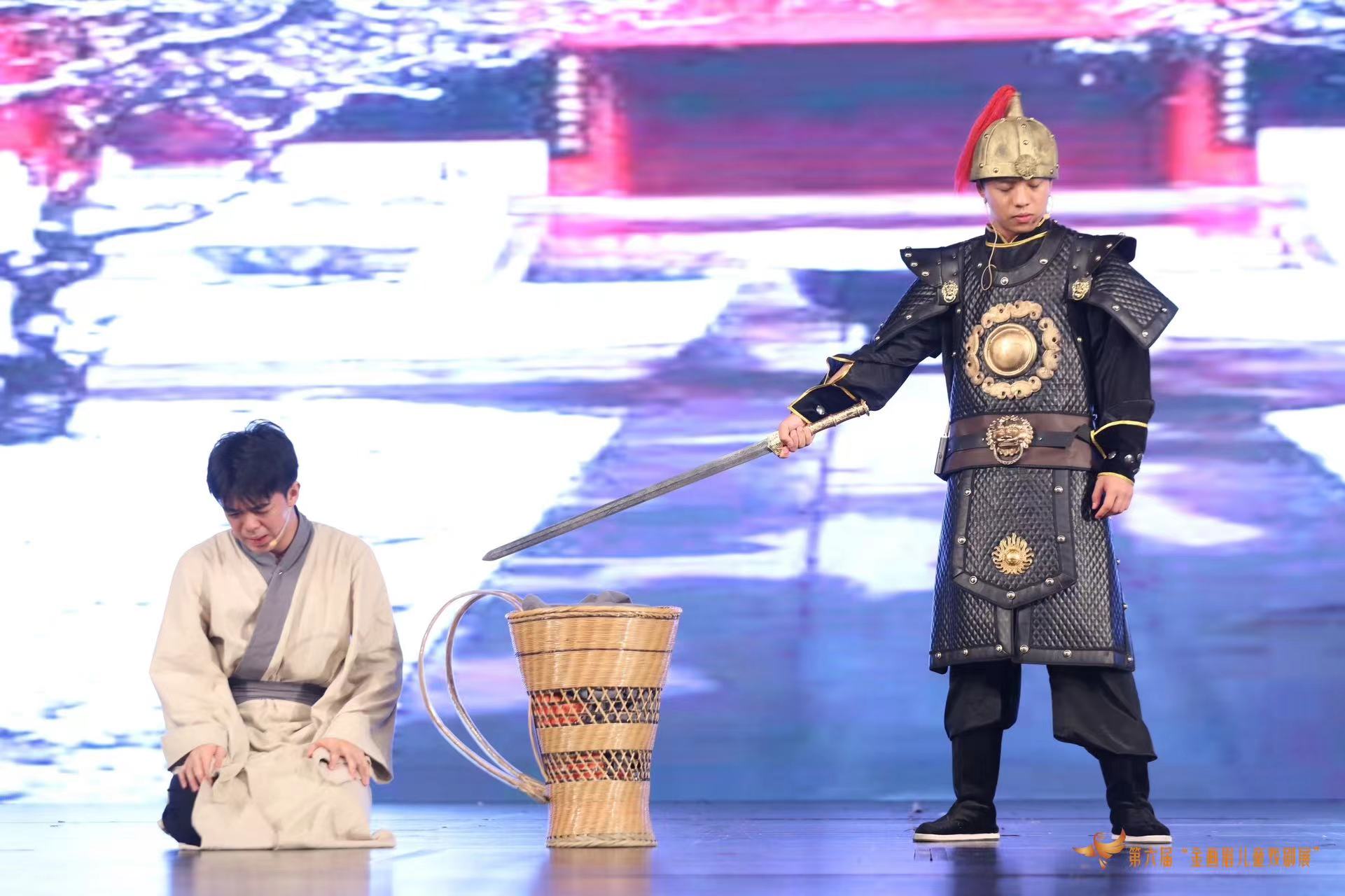 08457f0d60355df30c26318096194b52_