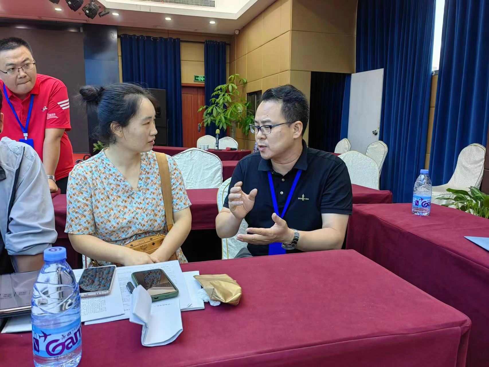 6e21403b451614bc54147e0395f9d2a